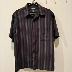 Men's short sleeve black striped shirt